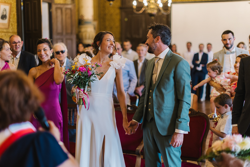 mariage civil retrouvailles à la mairie de St Jean d'Angely 