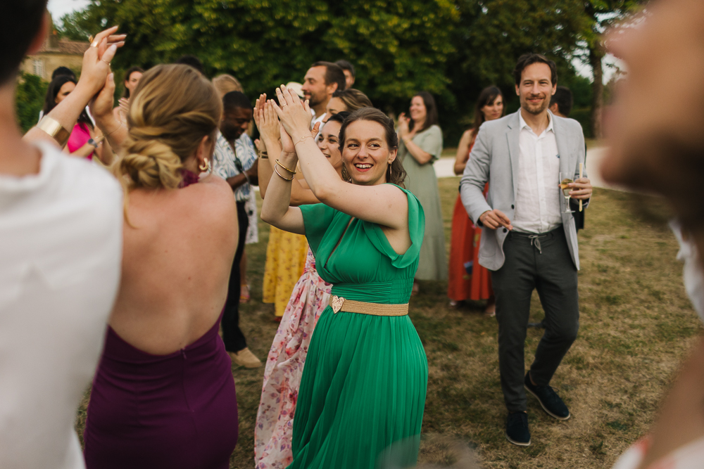 danse autour de la mariée à l'abbaye de la Grâce-Dieu